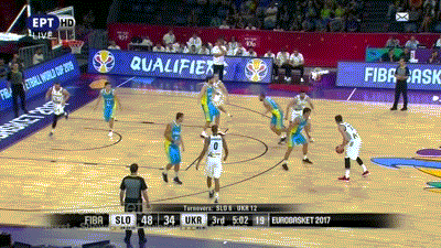 第88分钟 冈萨洛下场 门迪替补登场 来源：Madrid Xtra