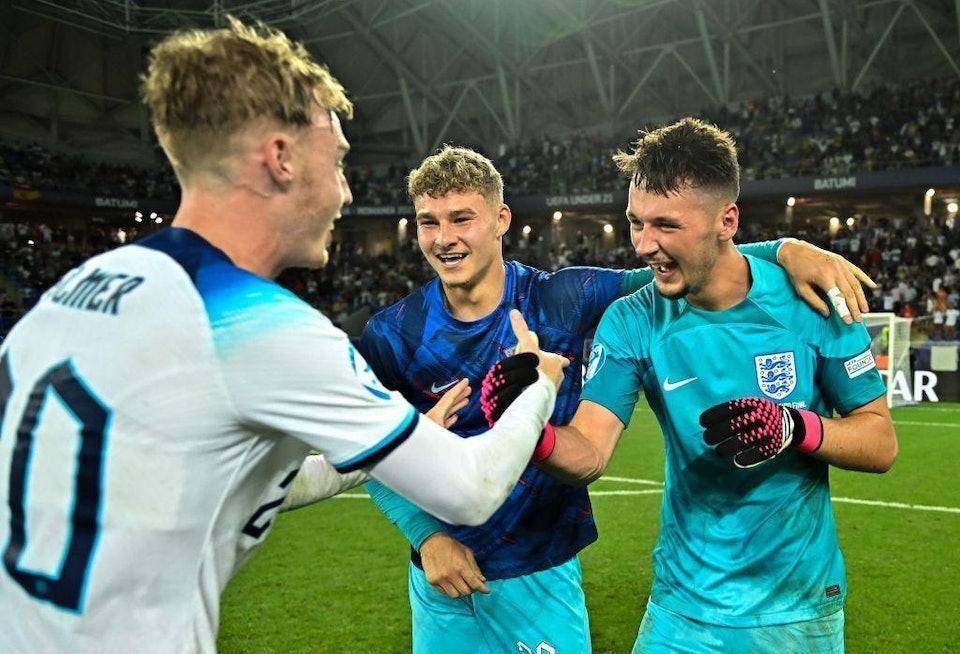 荣誉满满！38岁梅西加冕南美世预赛金靴，为生涯第30次最佳射手