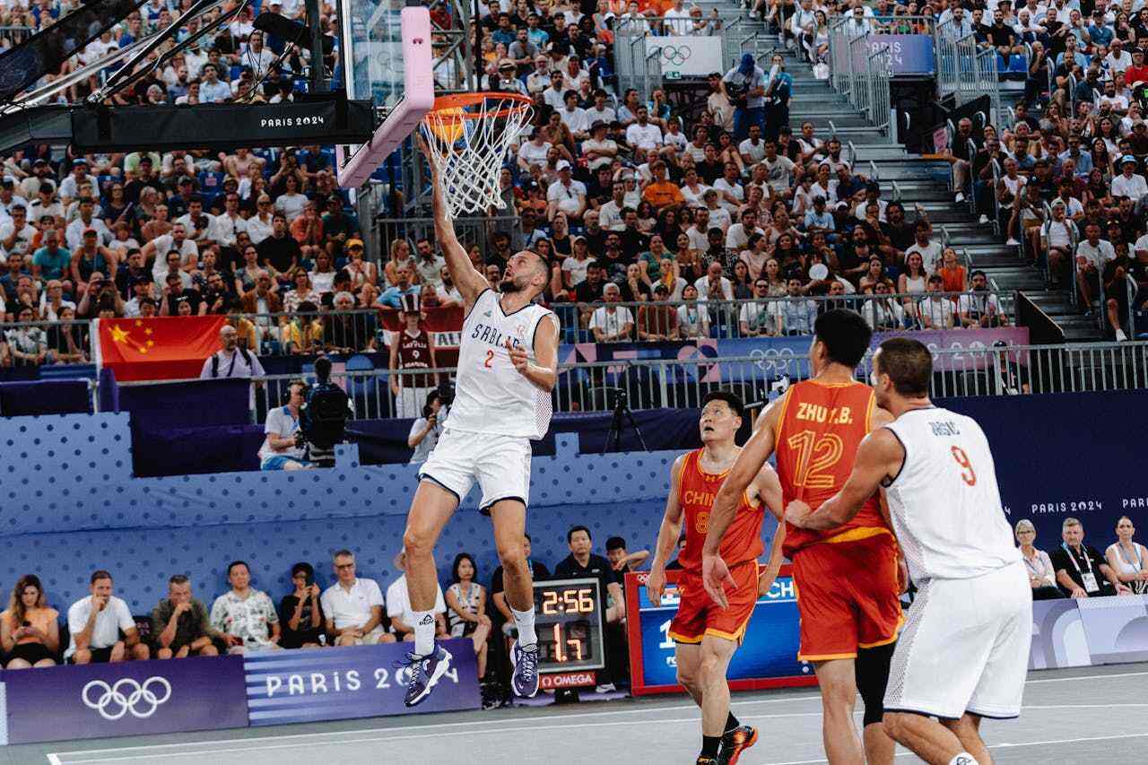 ESPN：埃斯特旺的表现让巴萨也在谈论他，切尔西相信他会成功