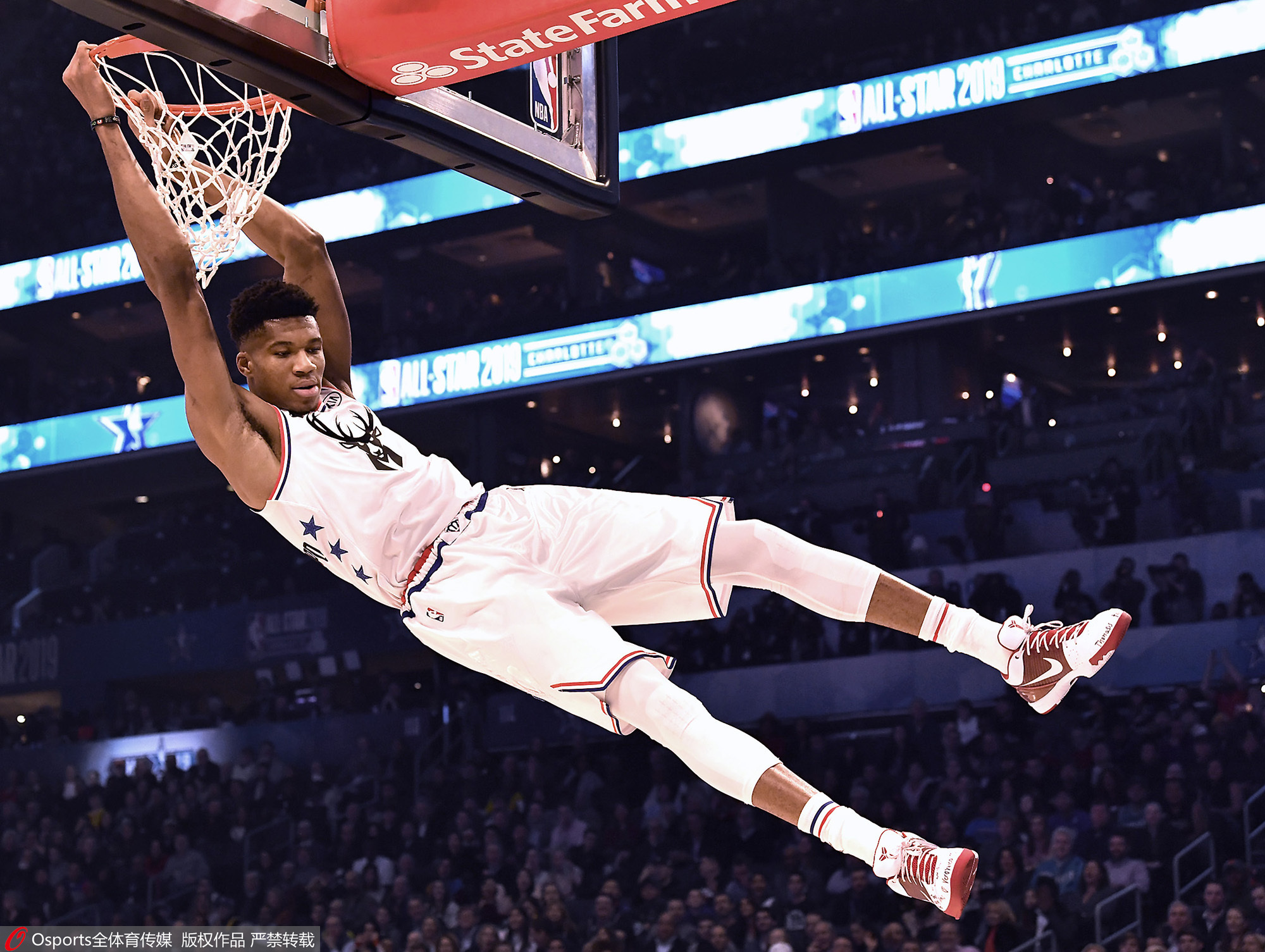 NBA历史新纪录即将诞生！詹姆斯距离42000分仅差35分