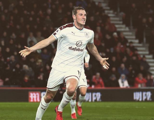 一个寒假里拿到6个冠军，这位10岁的网球女孩输了也不哭