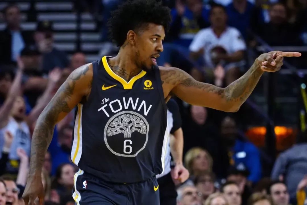 荷甲战报：诺约克斯梅开二度，SBV精英2-1战胜阿贾克斯