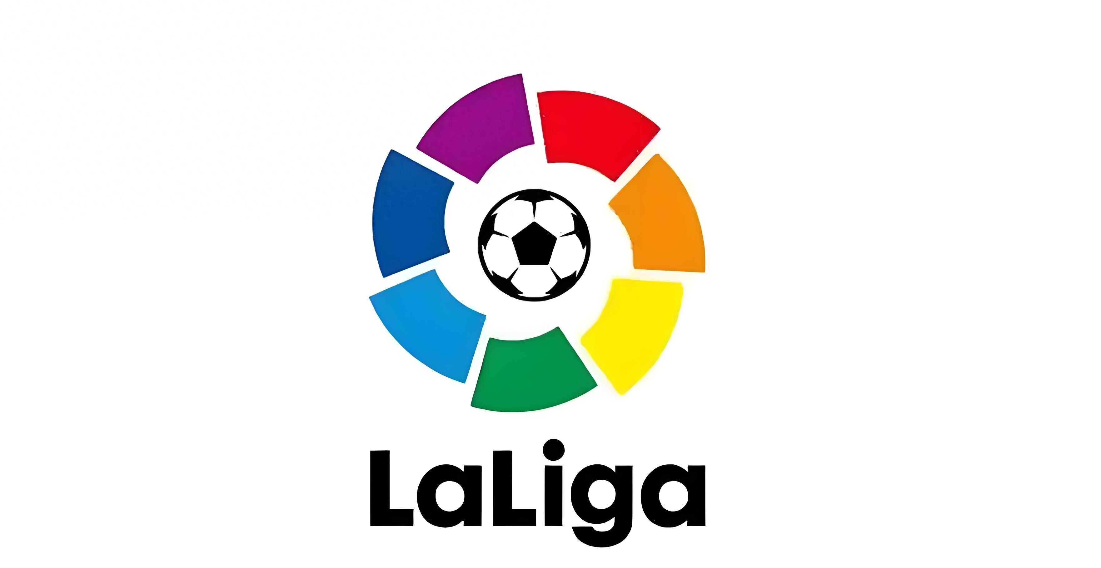 全联盟球队开始在球衣背面印上球员姓名，极大方便了球迷识别